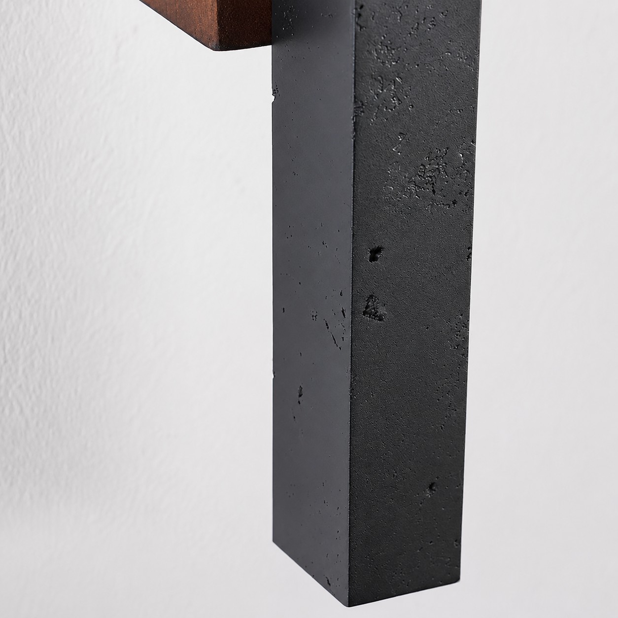 Détail de surface à effet travertin poreux